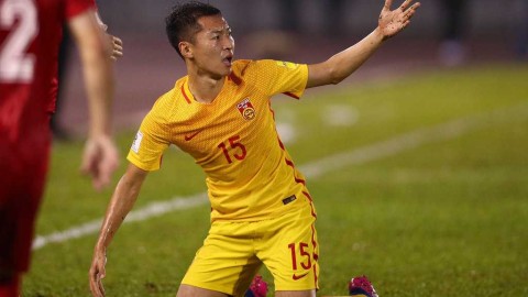 国足1-1憾平叙利亚，新帅安东尼奥止颓势
