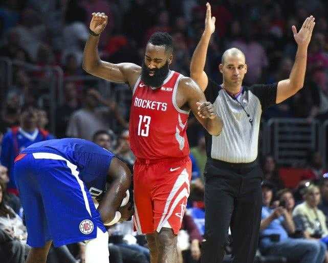 2017年NBA西部半决赛G5加时绝杀：马刺110-107胜火箭夺赛点